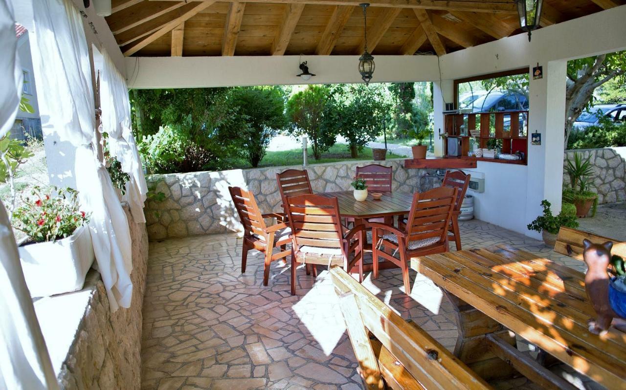 Apartments Bosiljka Rab Town Exterior photo